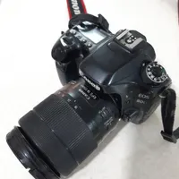 دوربین کنون ۸۰D با لنز ۱۸/ ۱۳۵