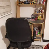 میز تحریر و صندلی