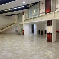 ۴۲۰ متر مغازه تجاری مناسب برندها و فروشگاه ها