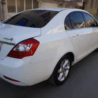 جیلی ۲۰۱۳ بسیار تمیز اکازیون