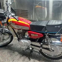 هندا۱۲۵کاربرات