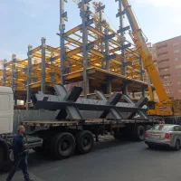 برج لوکس و مدرن در قلب دهکده