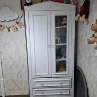 تخت وکمد کودک