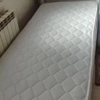 تخت یک نفره همراه با تشک طبی فروش فوری شیش میلیون