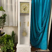 ساعت ایستاده