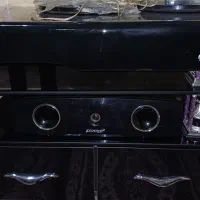 میزتلویزیون خانگی تمیزدرحدنو همراه با۳عدد باند