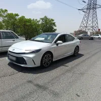 تویوتا کمری le