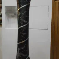 گلدان کنار سالنی