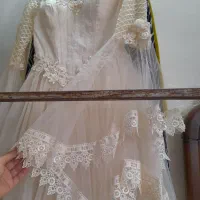 لباس مجلسی|لباس|میانه, |دیوار