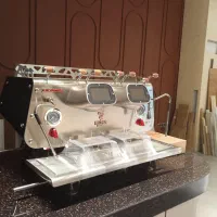 مجموعه کافه رستوران لاروس