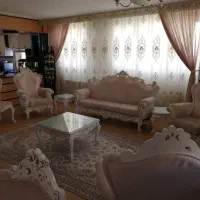 یک دست مبلمان سلطنتی بهمراه میز ناهار خوردی|میز و صندلی غذاخوری|صدرا-فارس, فاز ۱|دیوار