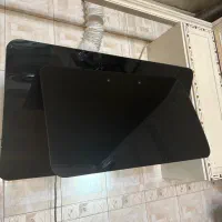 هود|هود|ری, دیلمان|دیوار