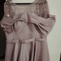 لباس مجلسی|لباس|سیاهکل, |دیوار