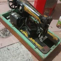 چرخ خیاطی برقی دستی درحدنو سالم سلامت هس