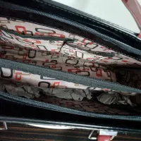 کیف نو|کیف، کفش، کمربند|قم, ژاندارمها|دیوار