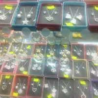 فروشنده خانم نیمه وقت