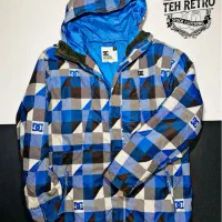 کاپشن اسکی DC آمریکایی