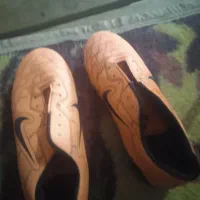 کفش|کیف، کفش، کمربند|شوشتر, |دیوار