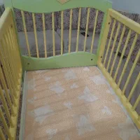 تخت نوزاد هم نوجوان|تخت و سرویس خواب|سنندج, |دیوار