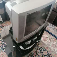 تلویزیون ۲۱ اینچ