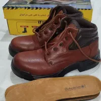 کفش کار بهشتیان سایز ۴۲ و کفش کار لوتوس و پاتن 43|کیف، کفش، کمربند|فلاورجان, |دیوار