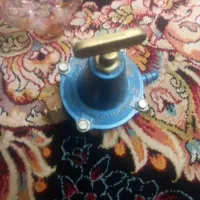 رگلاتور و گالن خالی نوشابه ۱نیم لیتری