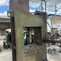 پرس هیدرولیک ۱۵۰ تنی