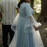 پیراهن فرمالیته|لباس|رشت, دروازه لاکان|دیوار