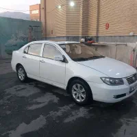 لیفان  ۱۸۰۰ مدل۹۲ کم کار  بدون زنگ و ضربه