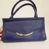 کیف مجلسی|کیف، کفش، کمربند|اسفراین, |دیوار