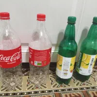 جا نوشابه و شیشه درب دار