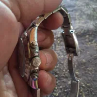 ساعت رولکس|ساعت|شیراز, گل سرخ|دیوار