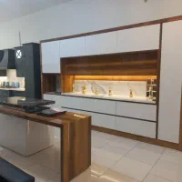 طراحی و ساخت کابینت و کمد دیواری