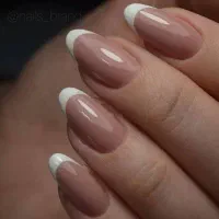 کاشت ناخن 300 تومان تخفیف ویژه یلدایی