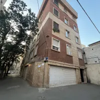 آپارتمان دربازار