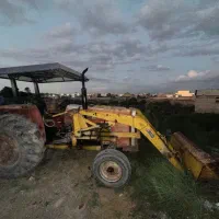 راننده بیل تراکتوری