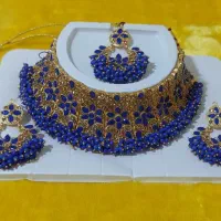 بدلیجات هندی، سرویس، گوشواره، آویز بینی