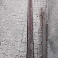 درب و تیر آهن