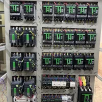 ساخت و تعمیر انواع تابلو برق های صنعتی
