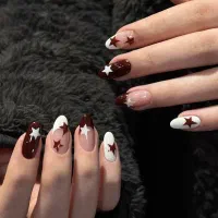 ارائه زیبا ترین و بروز ترین خدمات طراحی ناخن|خدمات آرایشگری و زیبایی|نوشهر, |دیوار