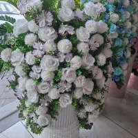 دسته گل روبانی و مصنوعی میانه