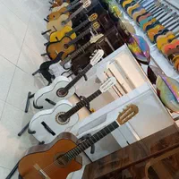 گیتار / مارک هافنرhafner 225|گیتار، بیس، امپلیفایر|شیراز, وصال|دیوار