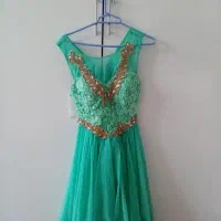 لباس مجلسی درحد نو|لباس|تربتحیدریه, منظر|دیوار