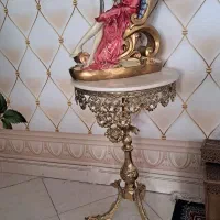 میز برنجی