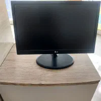 مانیتور 19 اینچ LG