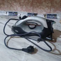 اتو بخار دستی خارجی کاملآ سالم درحد