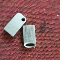 فلش۳۲|قطعات و لوازم جانبی رایانه|مشهد, گلشور|دیوار