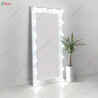 آینه چراغ دار