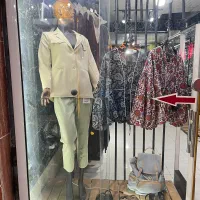 ویترین مانکن رگال