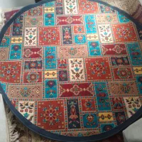 گلیم گرد خشتی سالم بدون زدگی و سوختگی